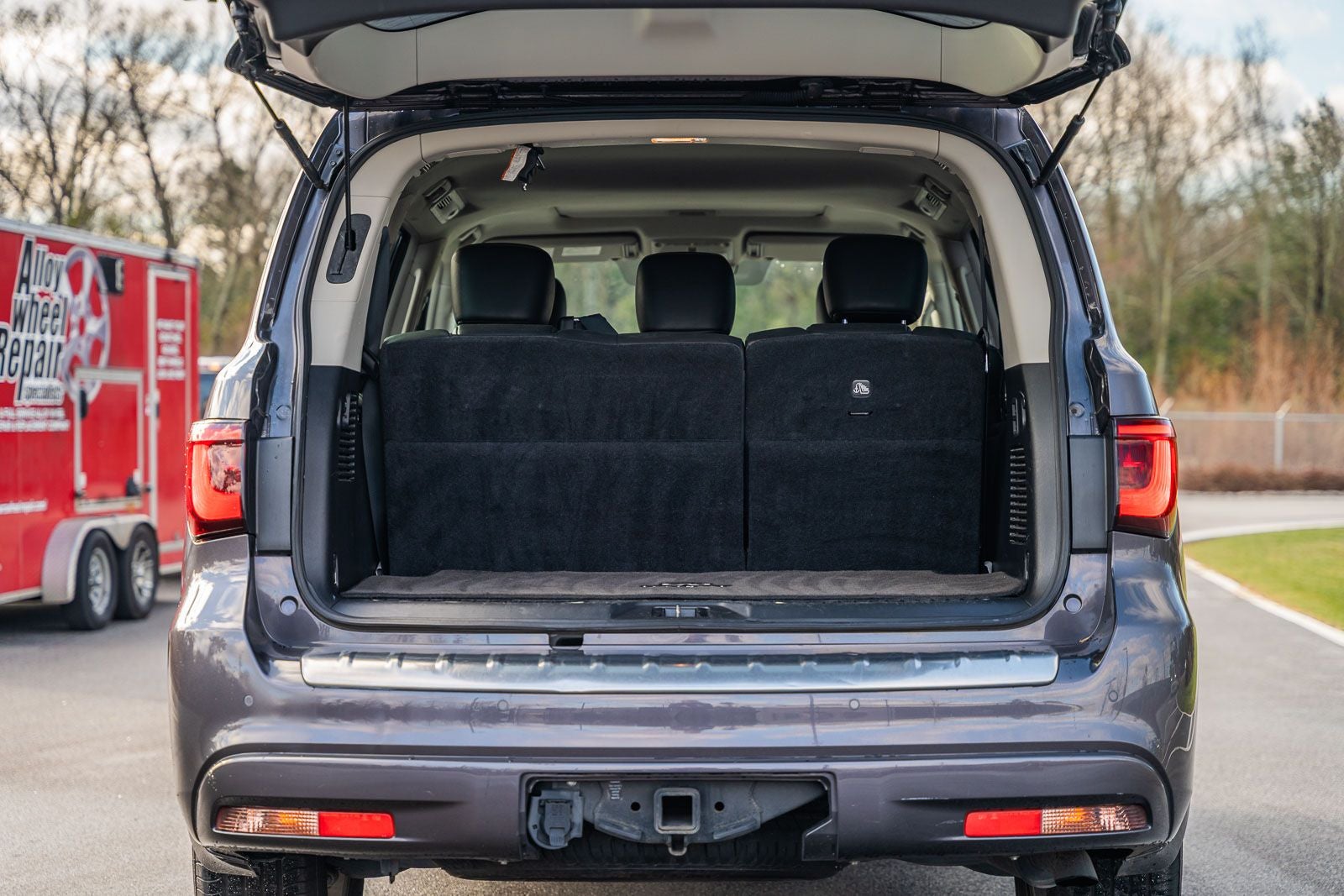 2023 INFINITI QX80 LUXE