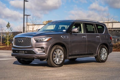 2023 INFINITI QX80 LUXE