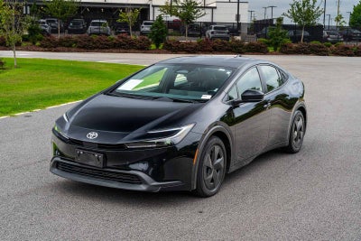 2025 Toyota Prius LE