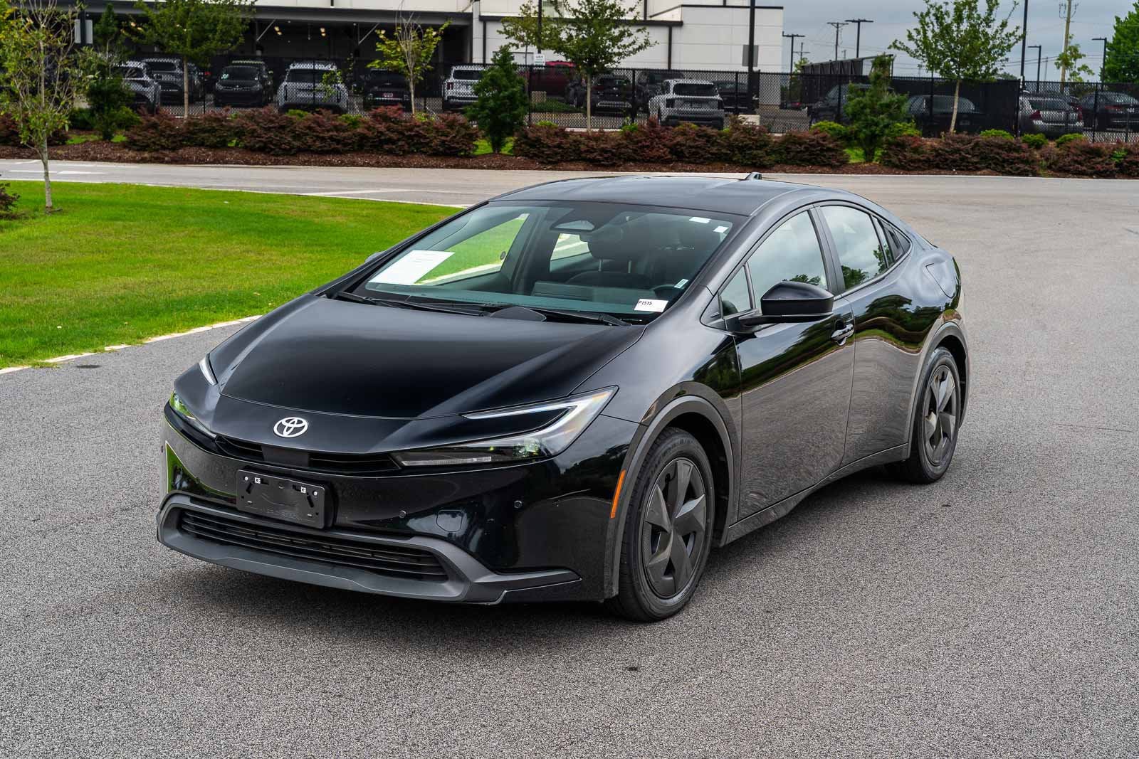 2025 Toyota Prius LE