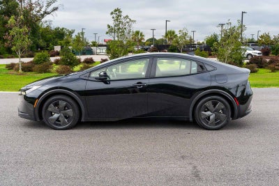 2025 Toyota Prius LE