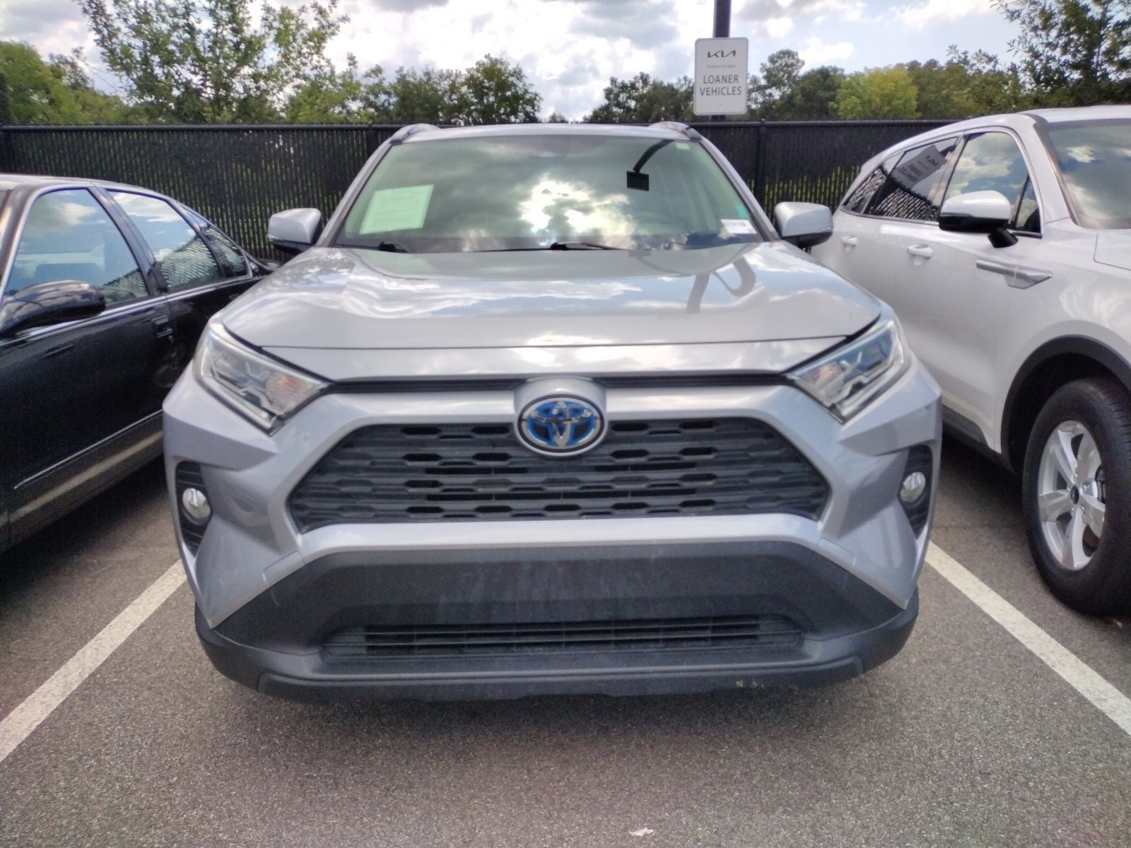 2020 Toyota RAV4 Hybrid XLE