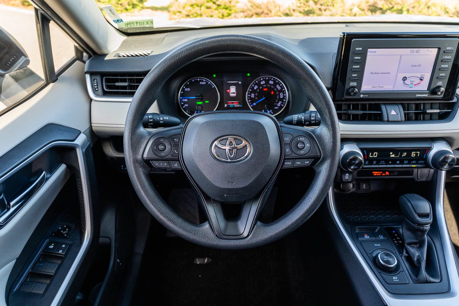 2020 Toyota RAV4 Hybrid XLE