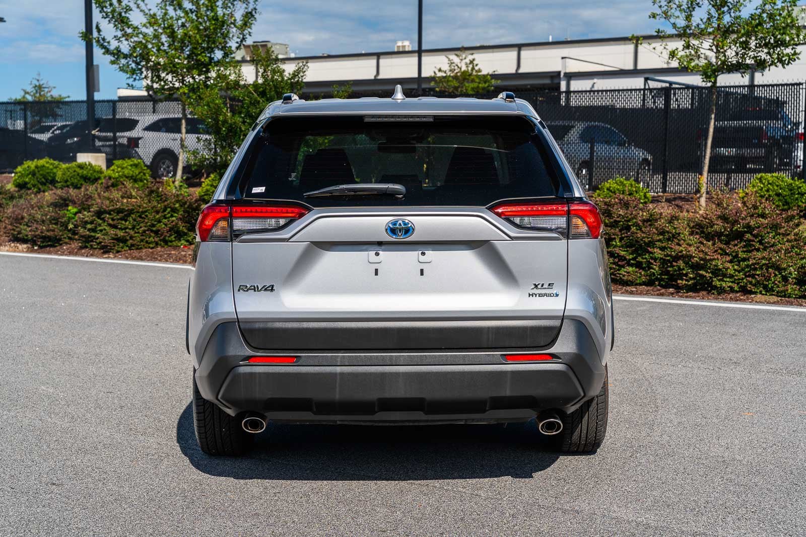 2020 Toyota RAV4 Hybrid XLE
