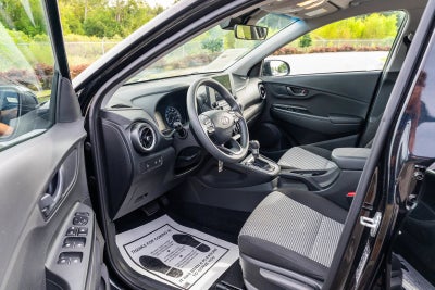 2022 Hyundai Kona SE