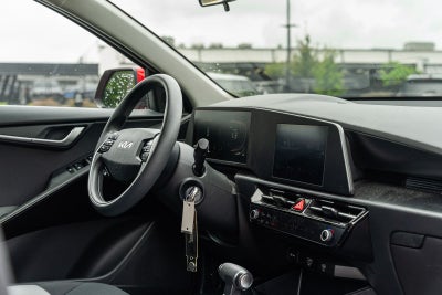 2024 Kia Niro LX