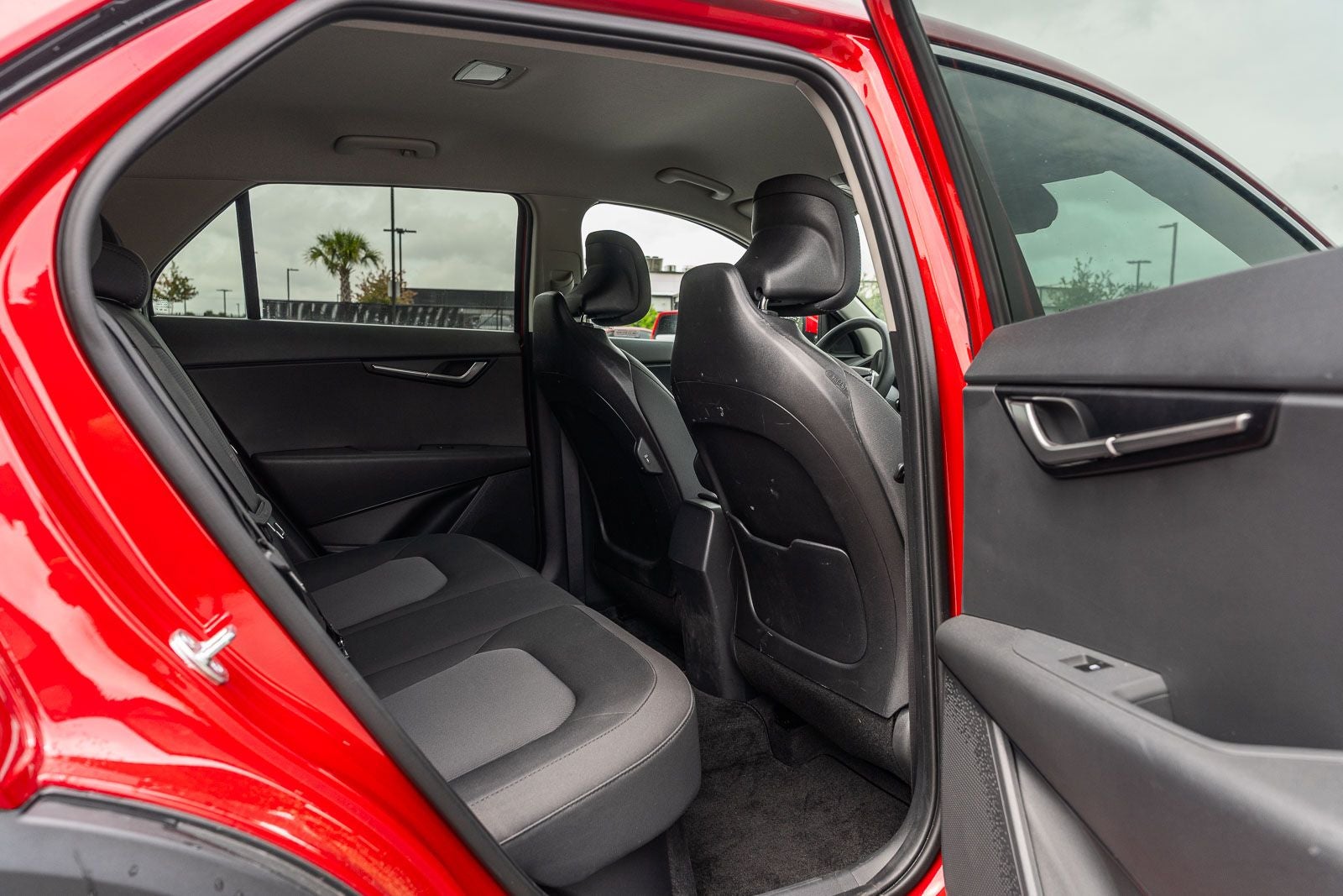 2024 Kia Niro LX