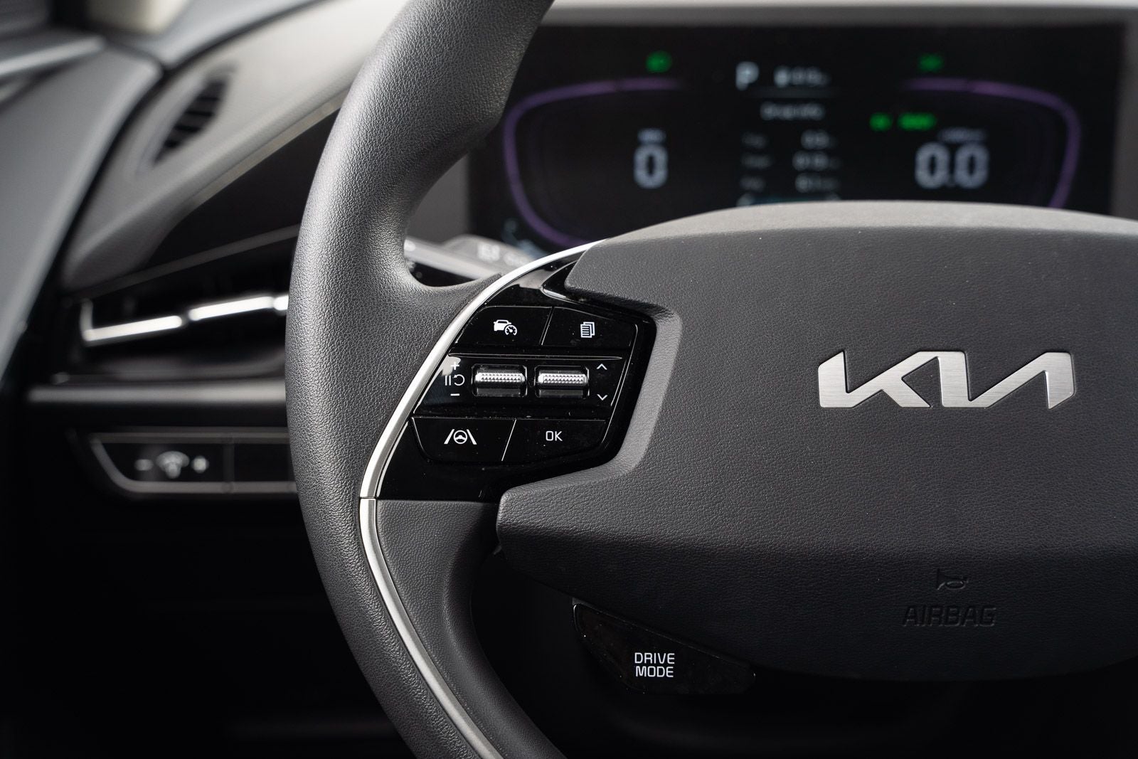 2024 Kia Niro LX