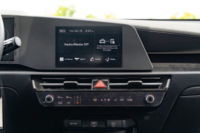 2024 Kia Niro LX