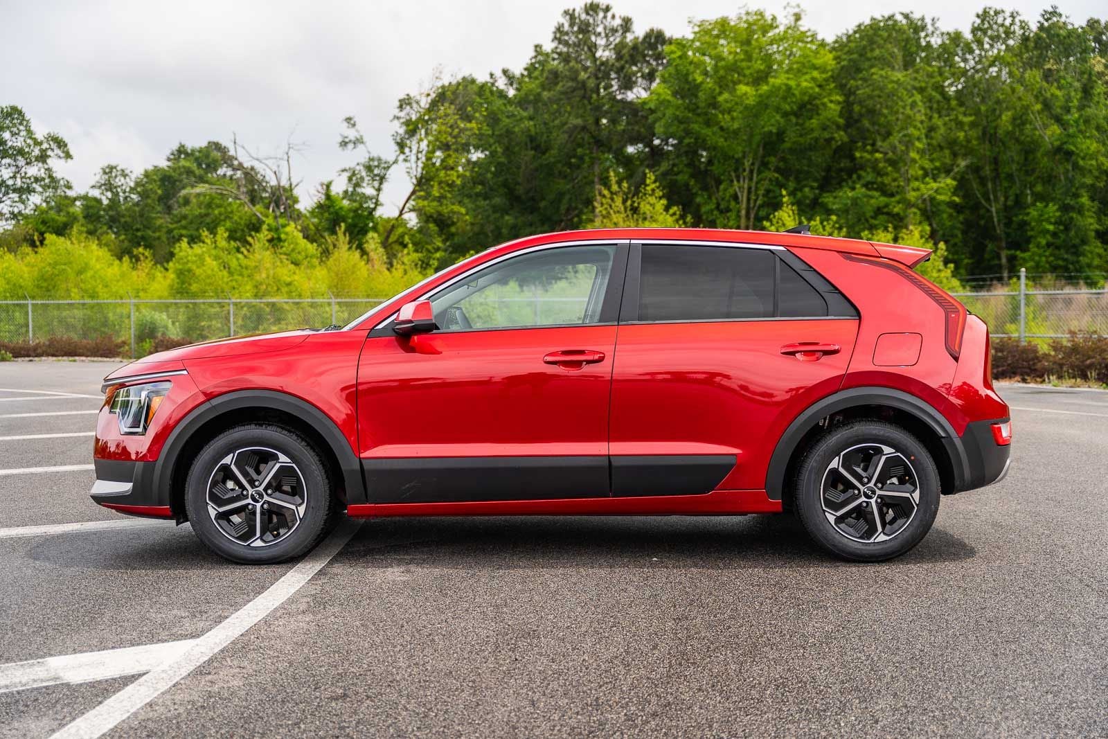 2024 Kia Niro LX