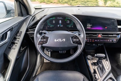 2023 Kia Niro SX Touring