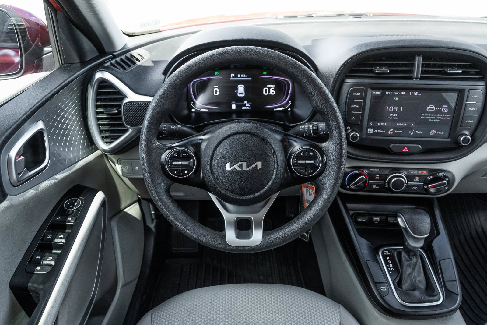 2024 Kia Soul LX