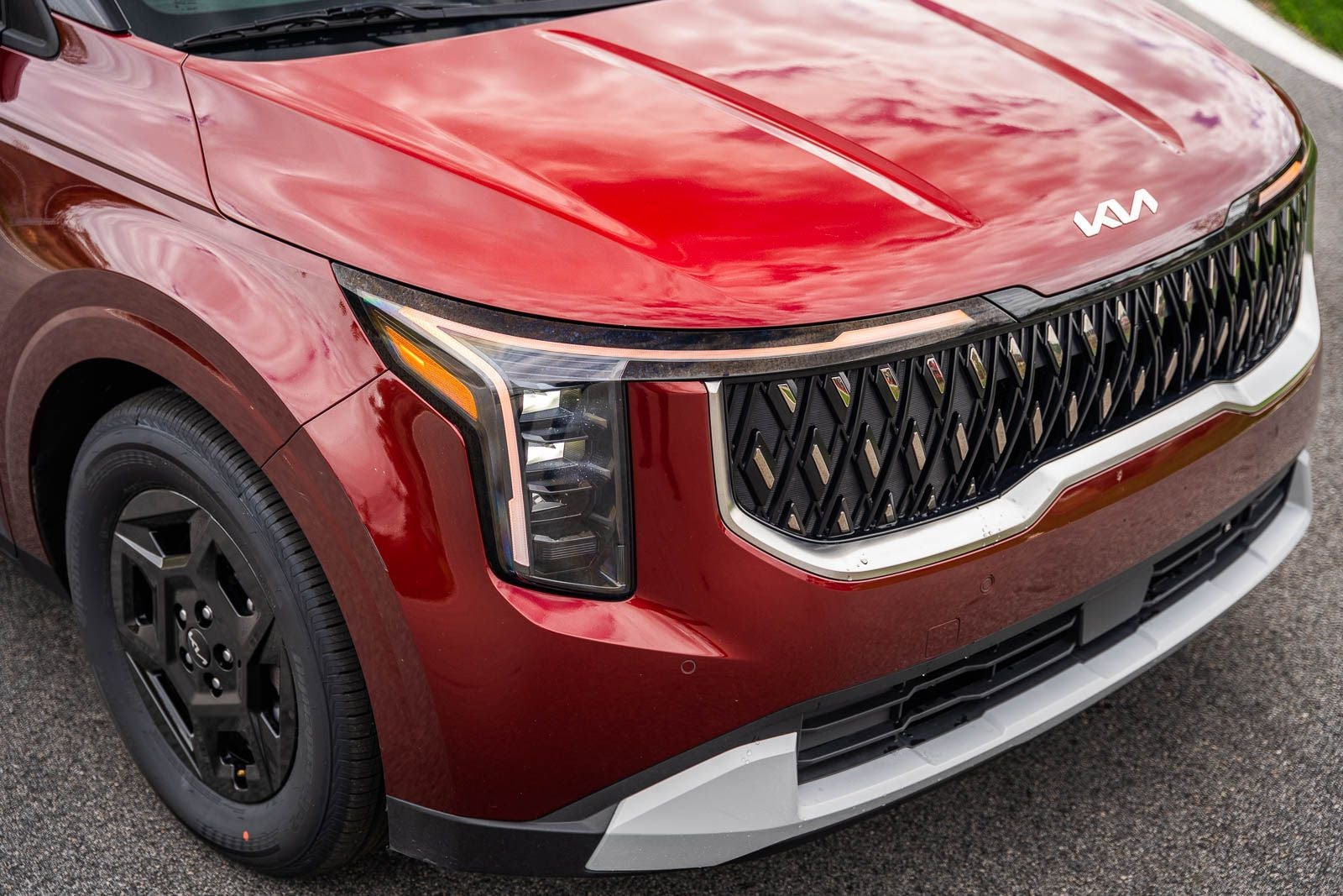 2025 Kia Carnival LXS