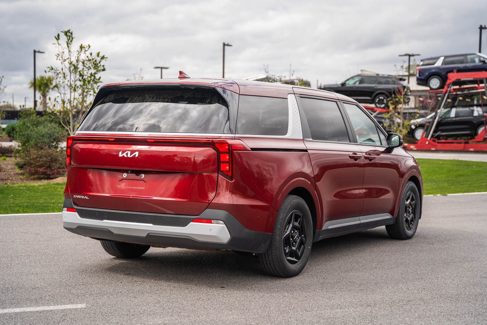 2025 Kia Carnival LXS