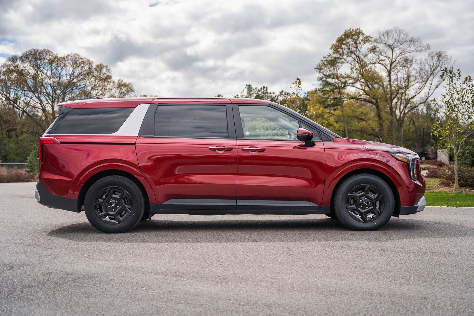 2025 Kia Carnival LXS