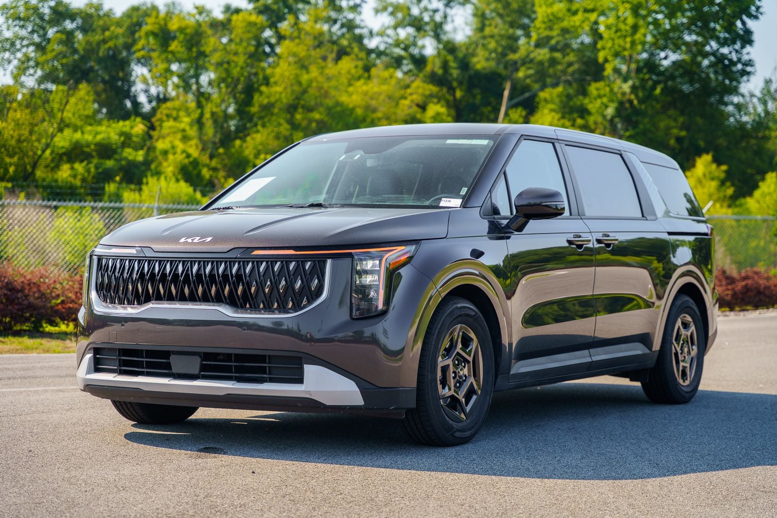 2025 Kia Carnival LXS
