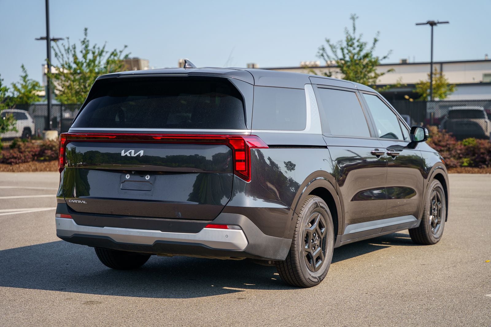 2025 Kia Carnival LXS