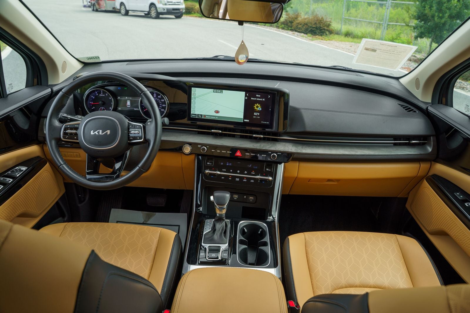 2024 Kia Carnival EX