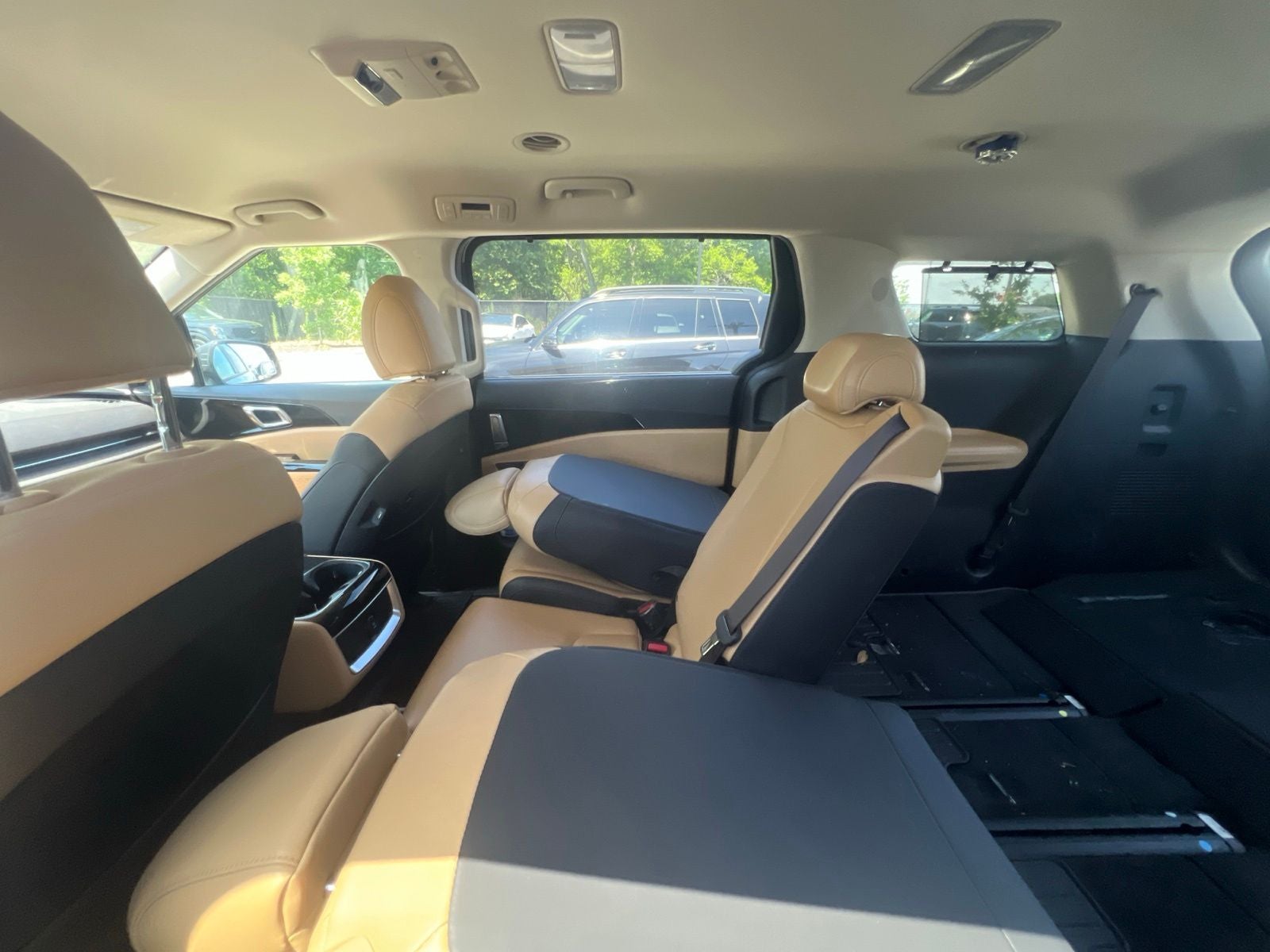 2024 Kia Carnival EX