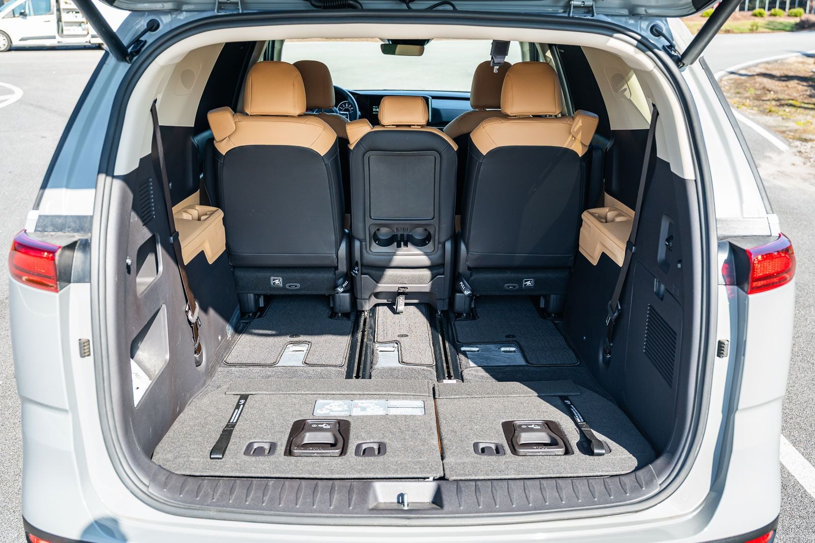 2024 Kia Carnival EX