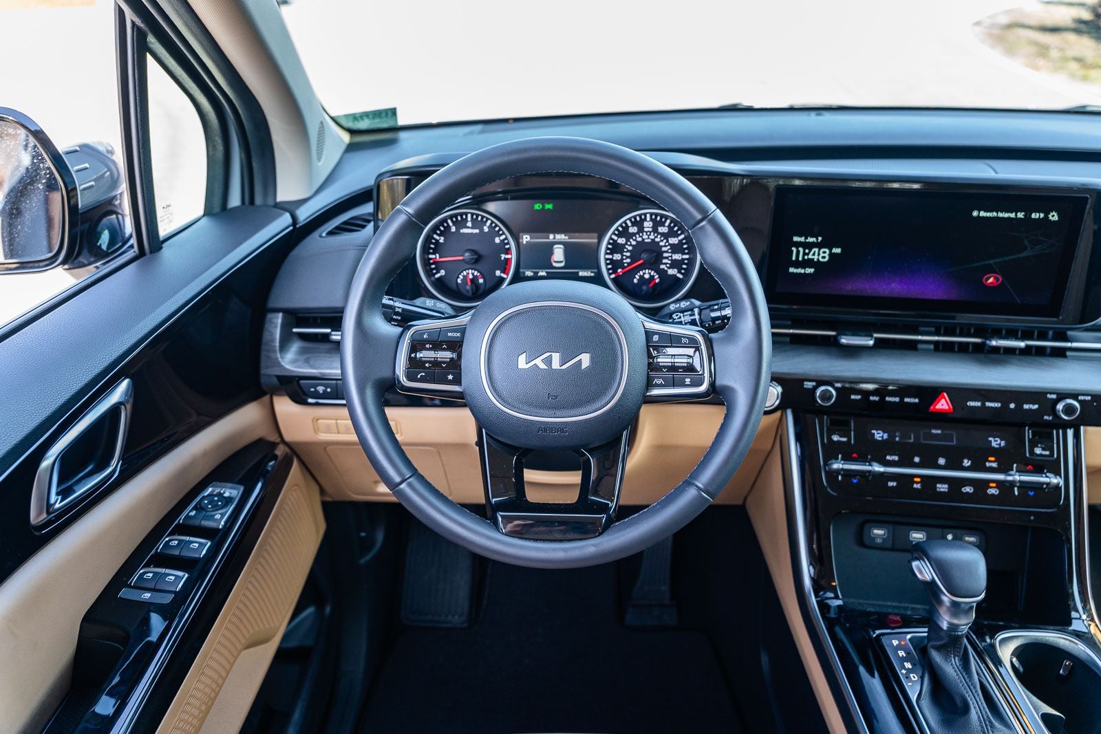 2024 Kia Carnival EX