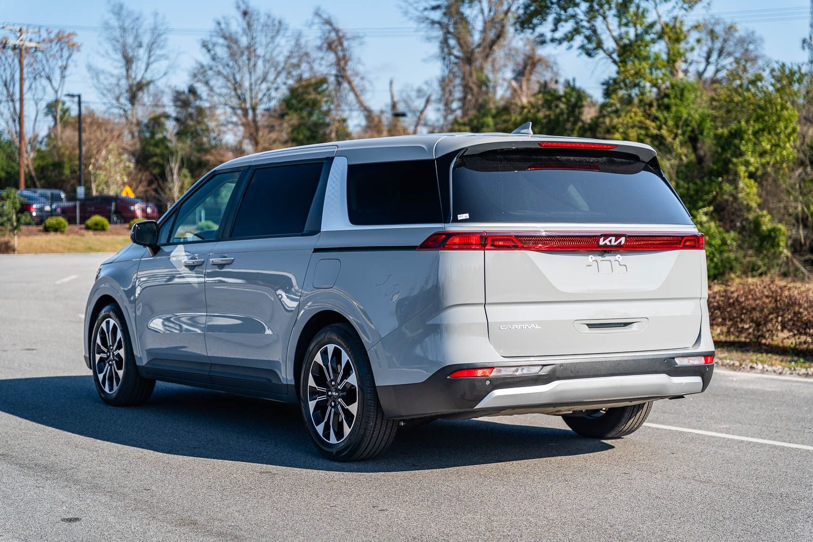 2024 Kia Carnival EX