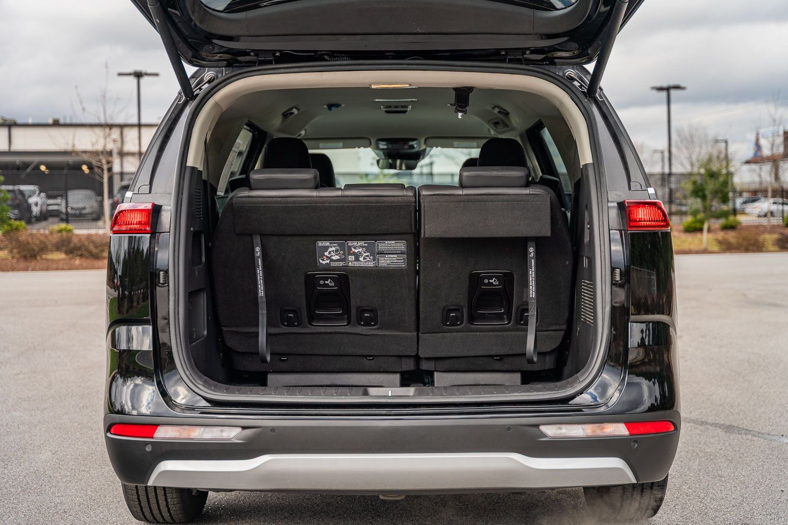 2024 Kia Carnival EX