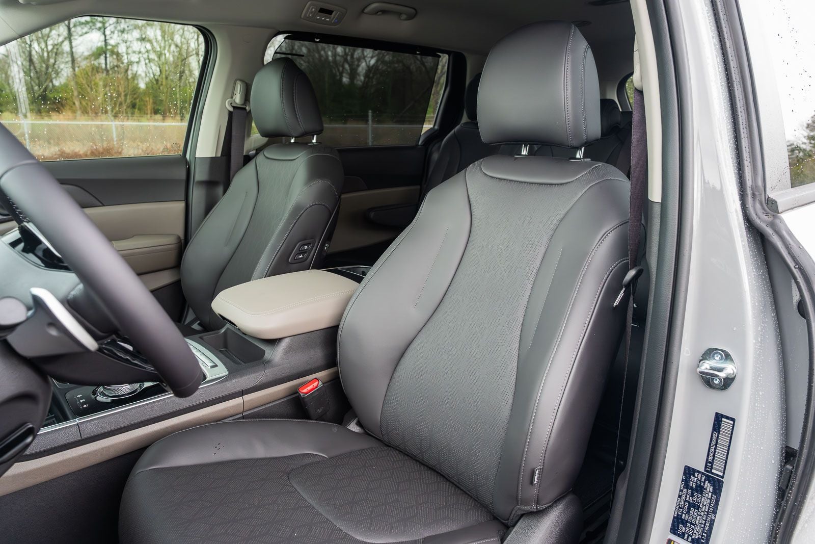 2026 Kia Carnival Hybrid EX