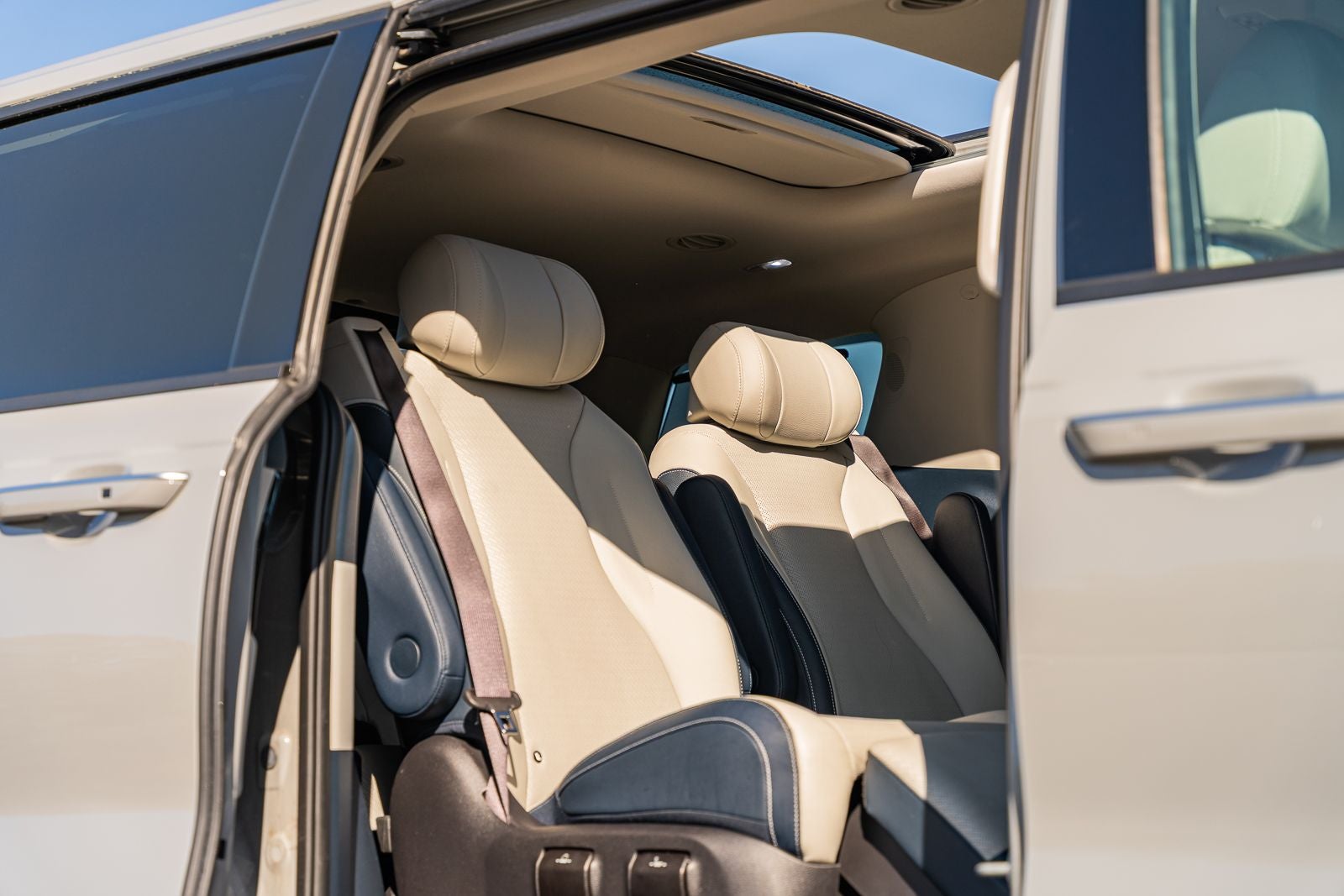 2025 Kia Carnival SX Prestige