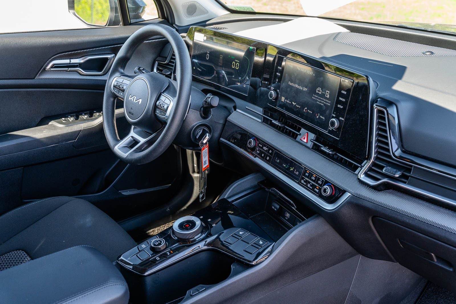 2025 Kia Sportage Hybrid LX