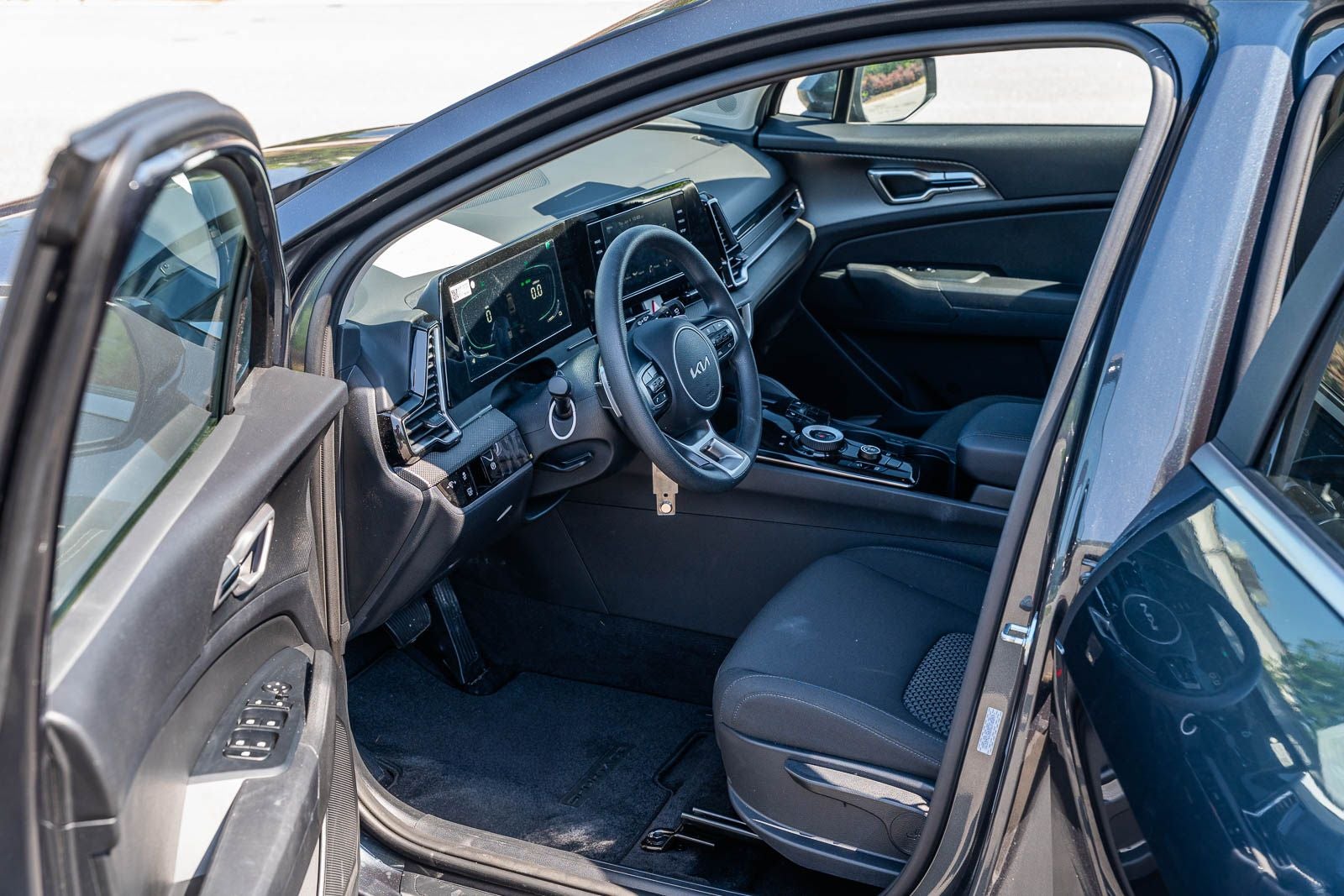 2025 Kia Sportage Hybrid LX