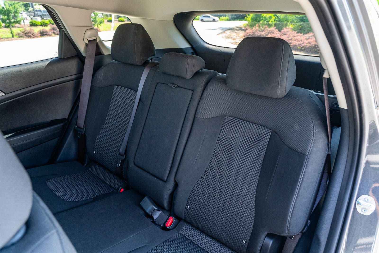 2025 Kia Sportage Hybrid LX