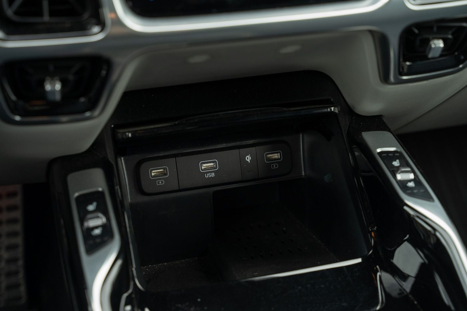 2023 Kia Sorento Hybrid SX Prestige