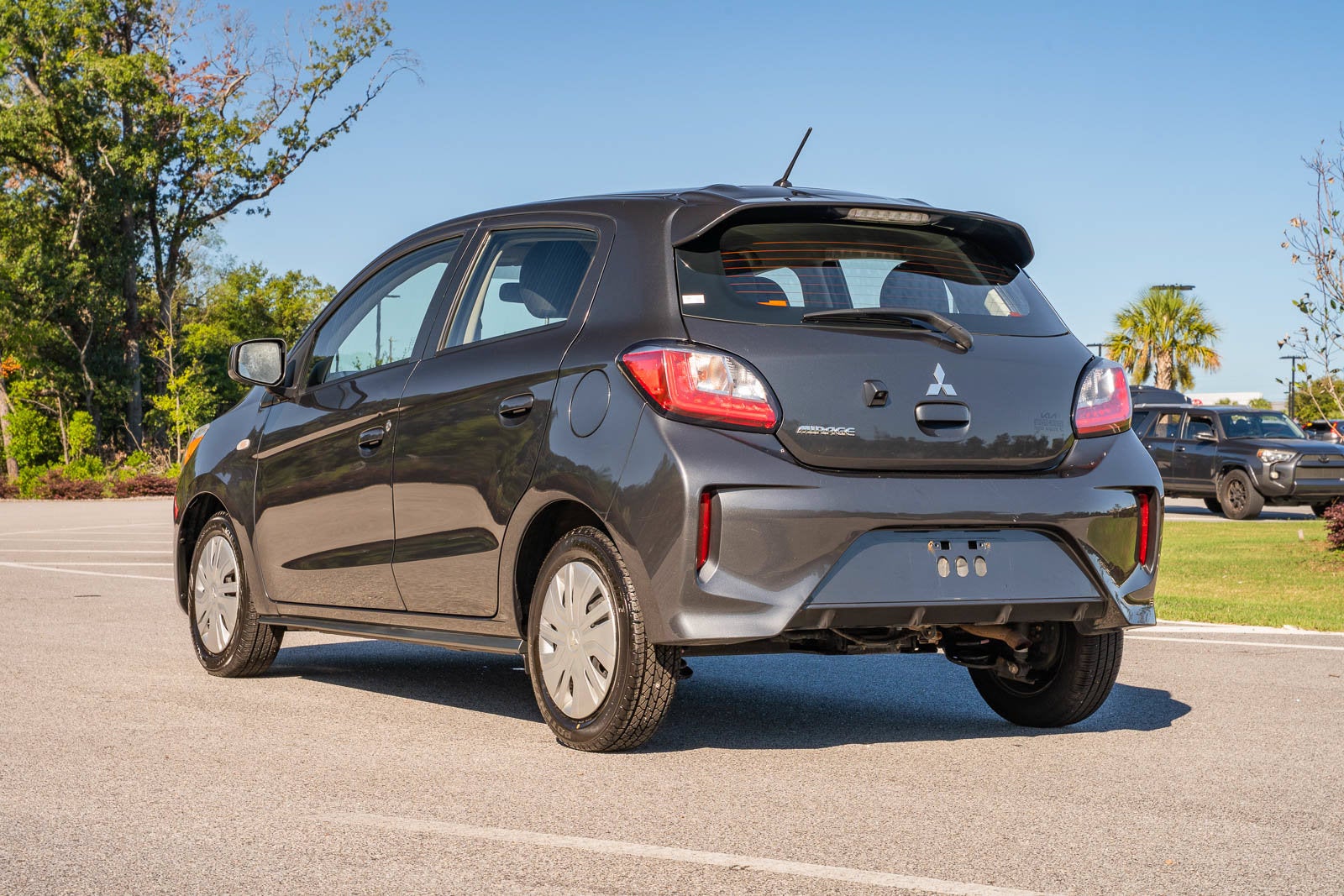 2024 Mitsubishi Mirage ES