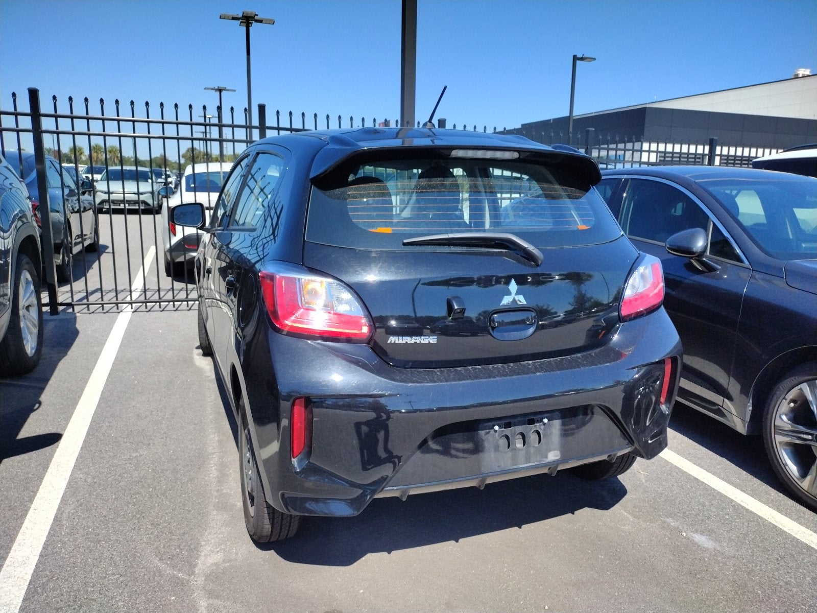 2024 Mitsubishi Mirage ES