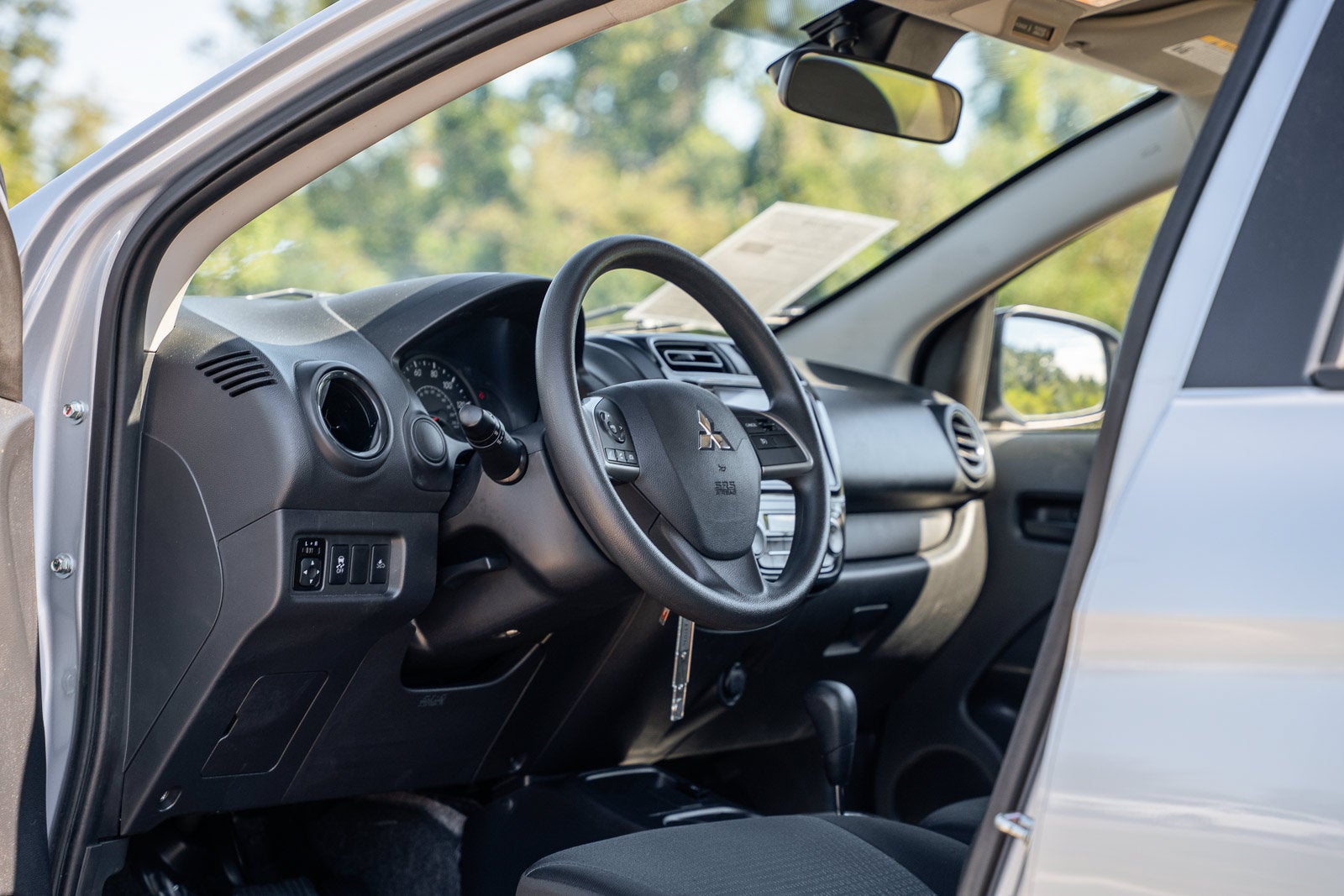 2024 Mitsubishi Mirage G4 ES