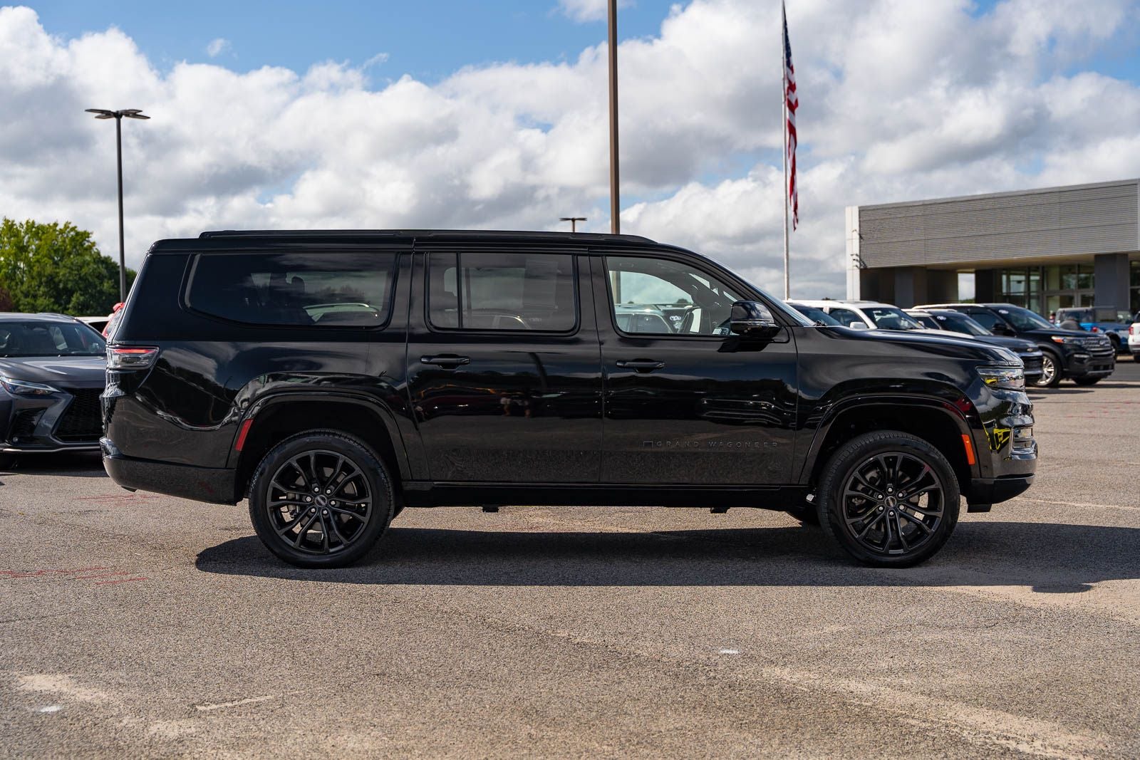 2024 Jeep Grand Wagoneer L Series II