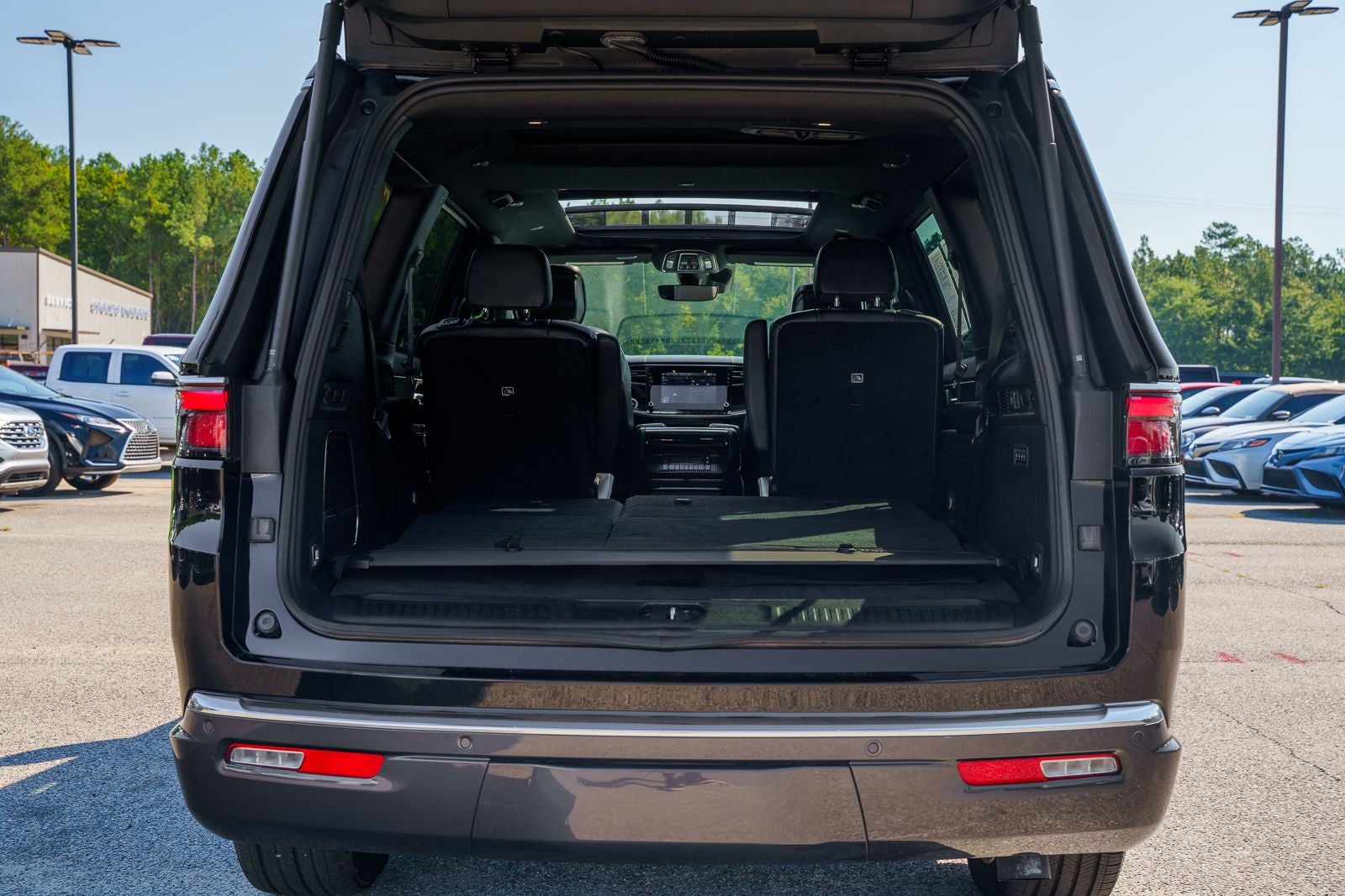 2022 Jeep Wagoneer Series II