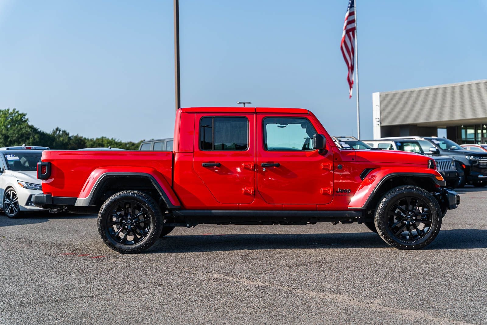 2024 Jeep Gladiator Sport
