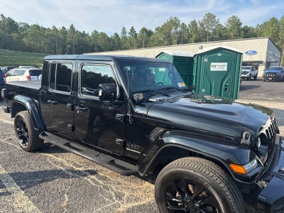 2023 Jeep Gladiator Overland