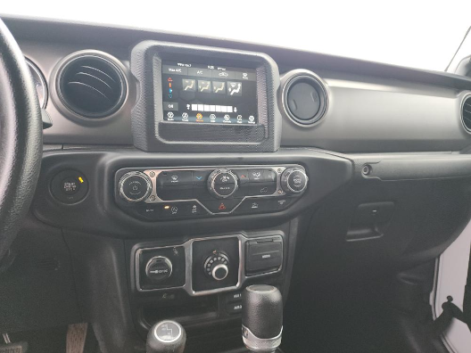 2022 Jeep Gladiator Sport