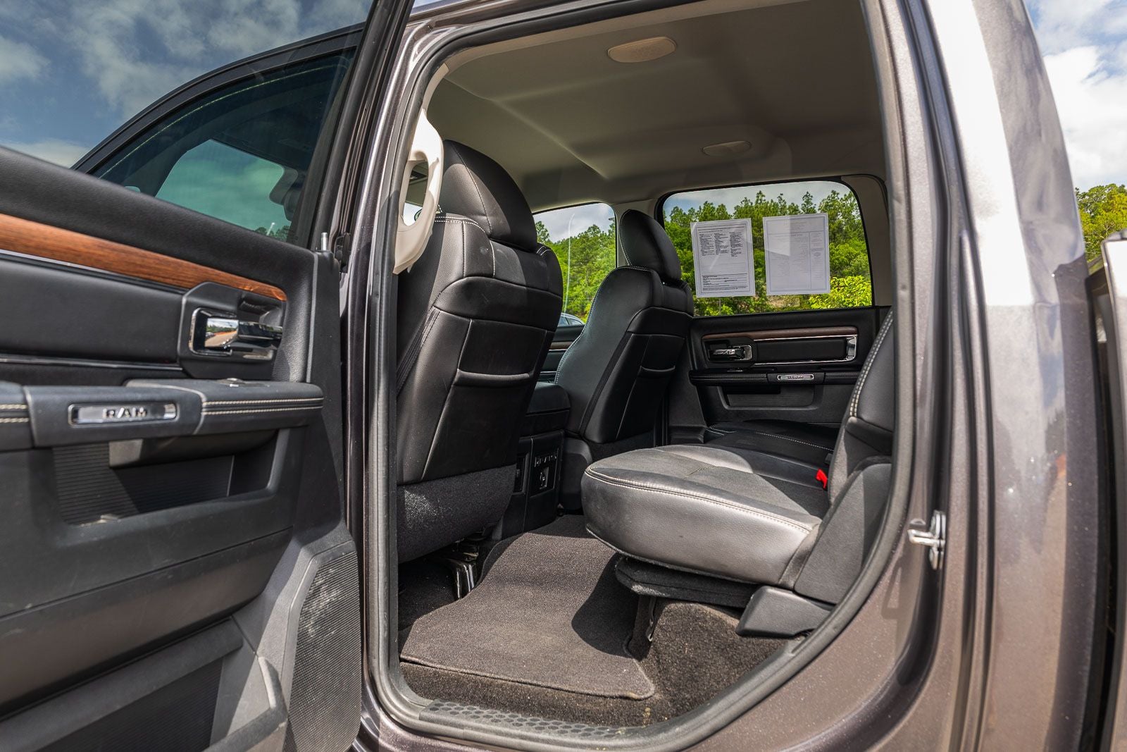 2016 RAM 1500 Laramie