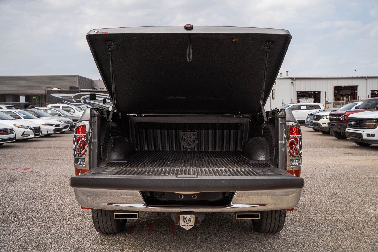 2005 Dodge Ram 1500 SLT