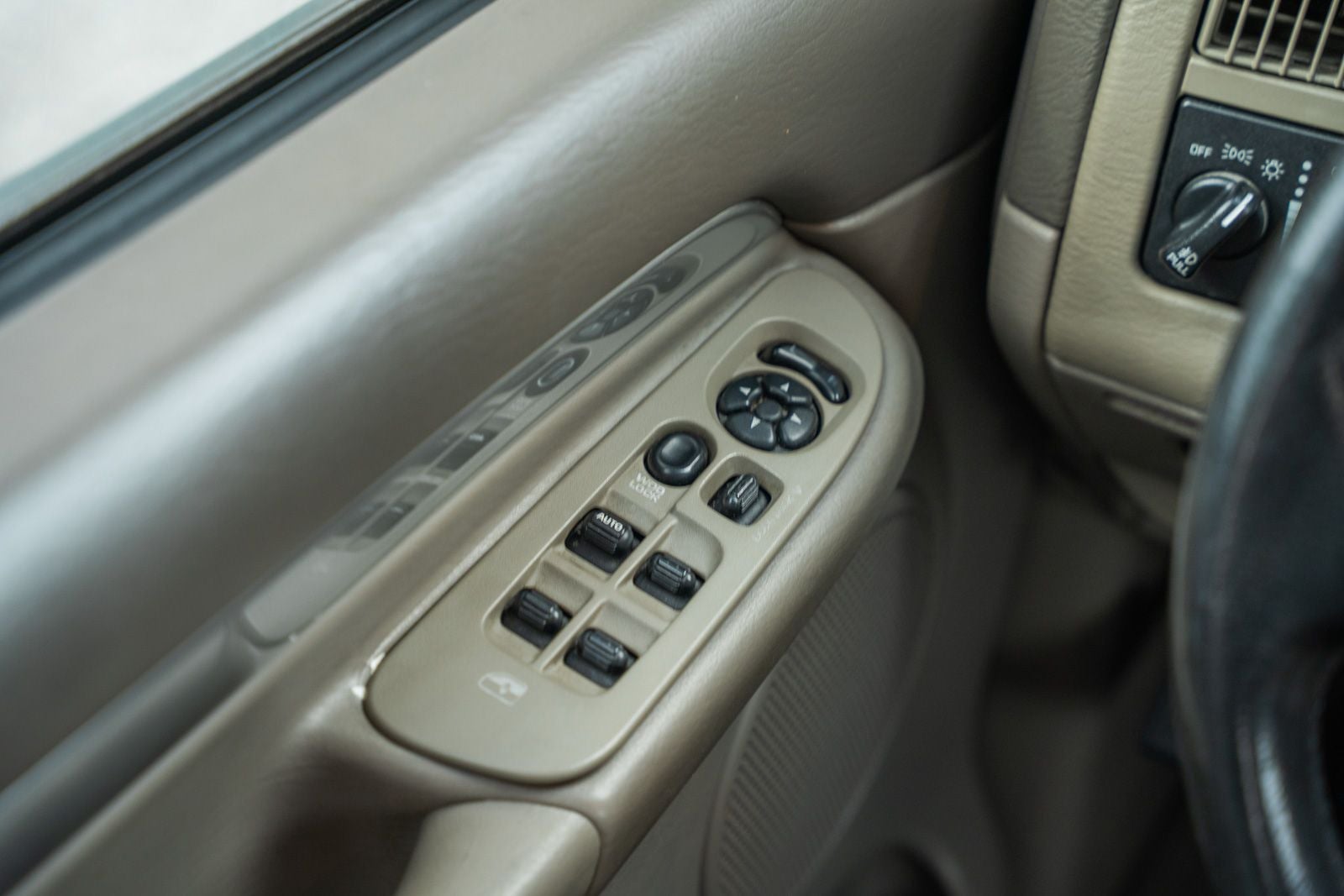 2005 Dodge Ram 1500 SLT