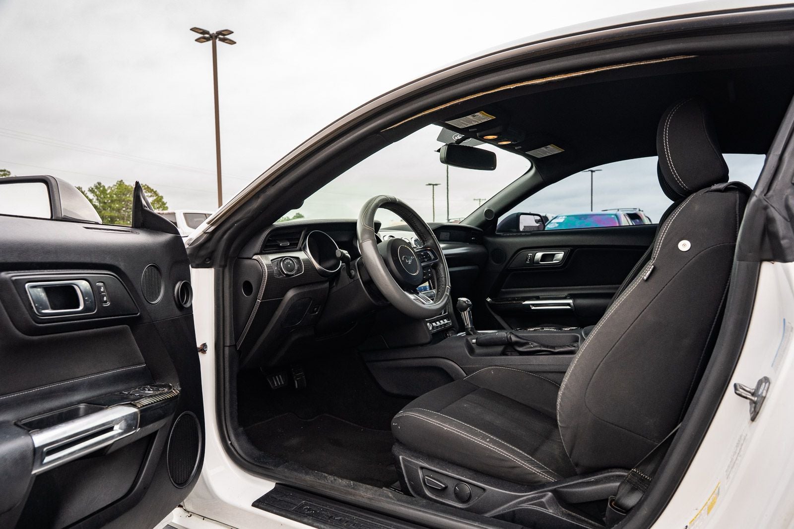 2020 Ford Mustang EcoBoost