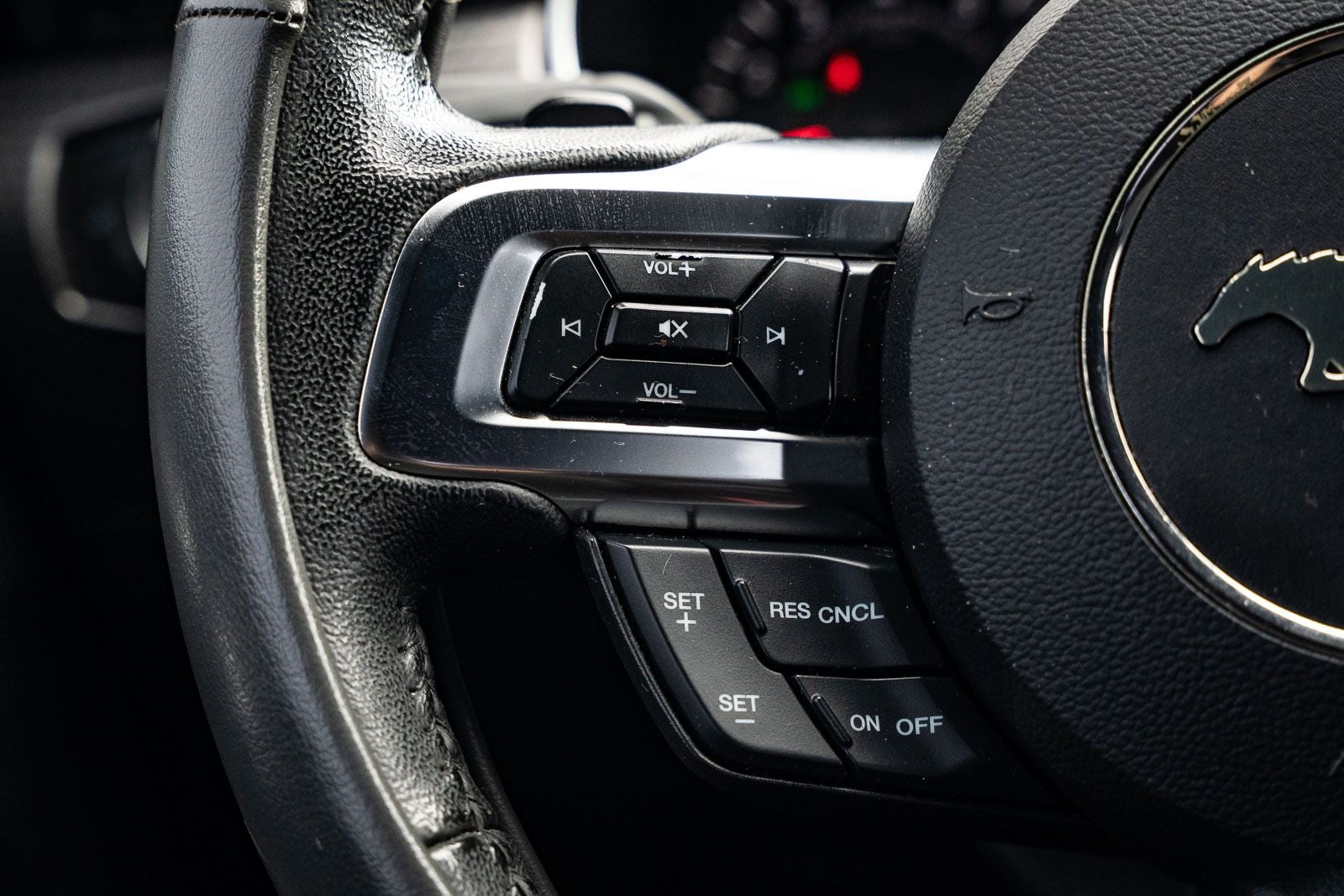 2020 Ford Mustang EcoBoost