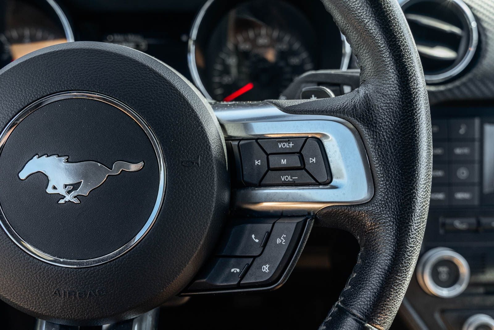 2015 Ford Mustang V6