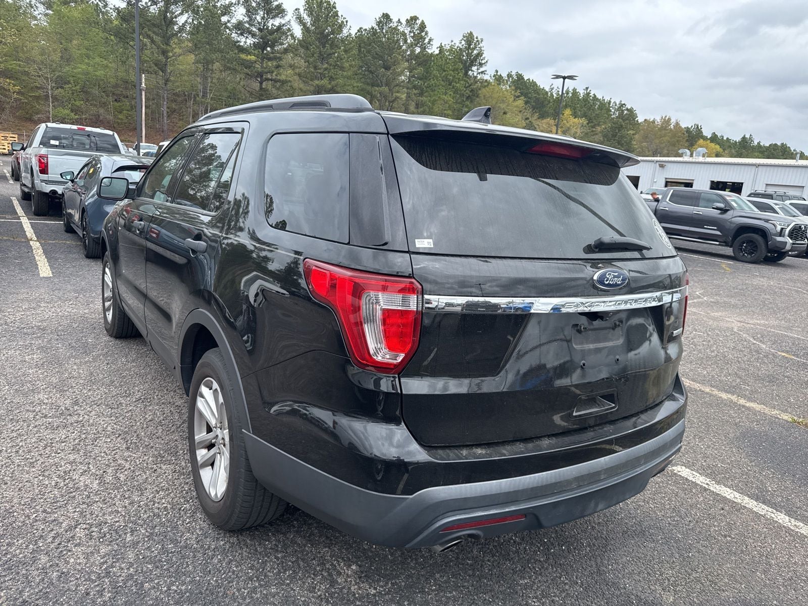 2017 Ford Explorer Base