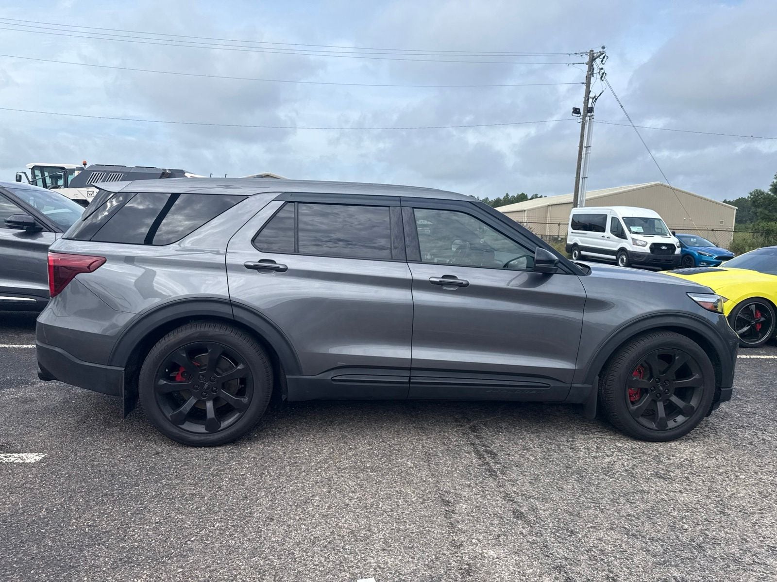 2022 Ford Explorer ST