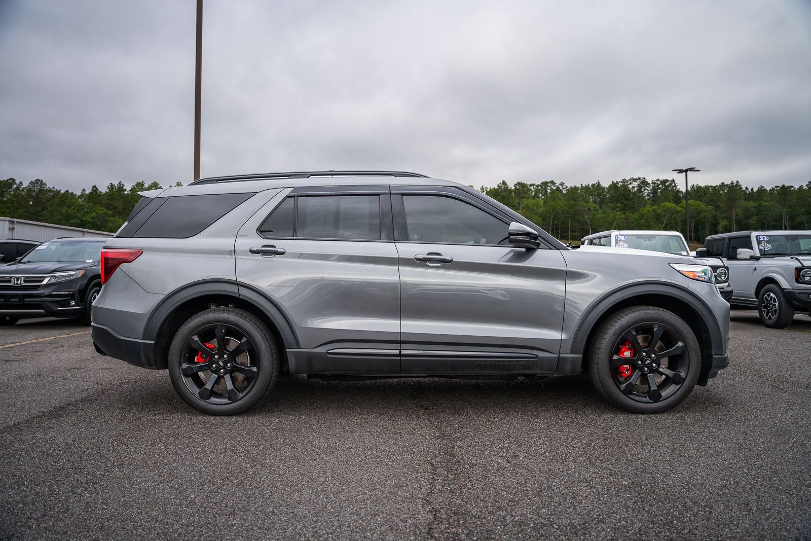 2023 Ford Explorer ST